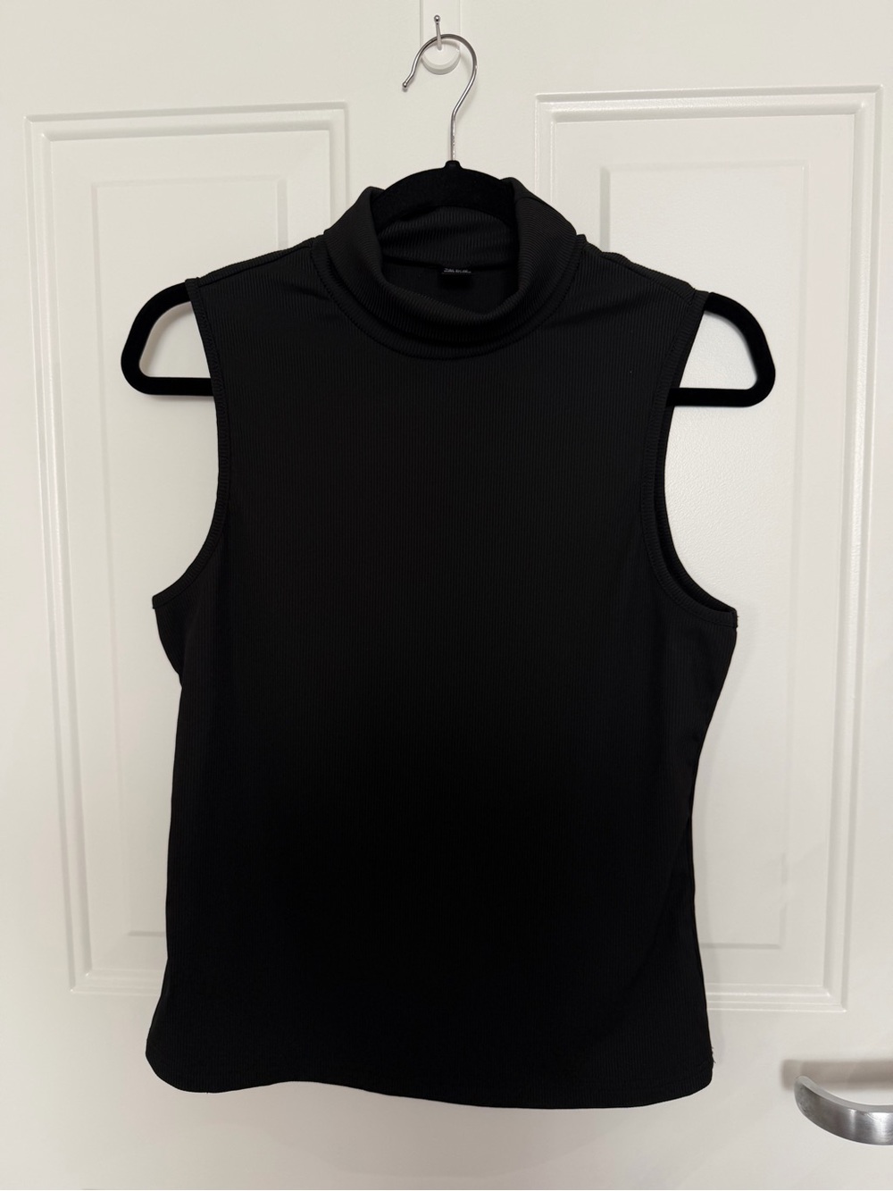 Shein Women’s Sleeveless Black Turtleneck Top